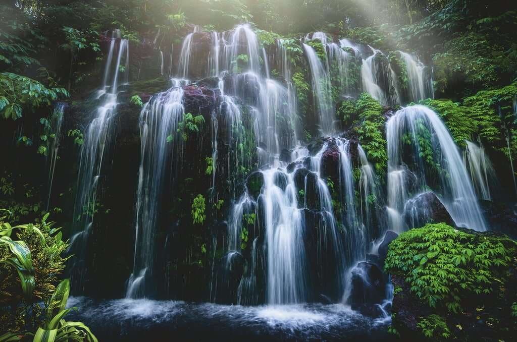 Ravensburger Puslespil, Waterfall Retreat - Bali 3000 brikker