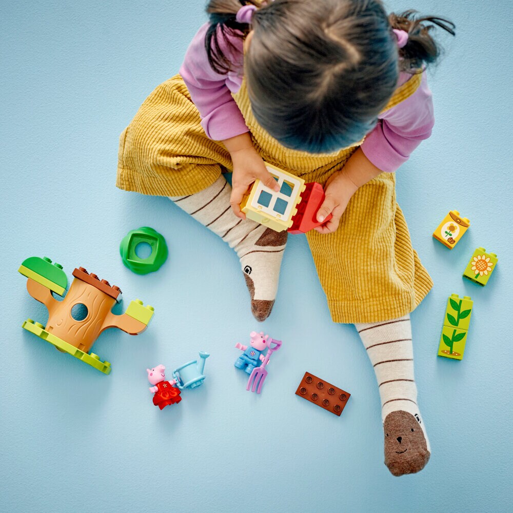 LEGO Gurli Gris - Gurli Gris' have og trætophus 2+