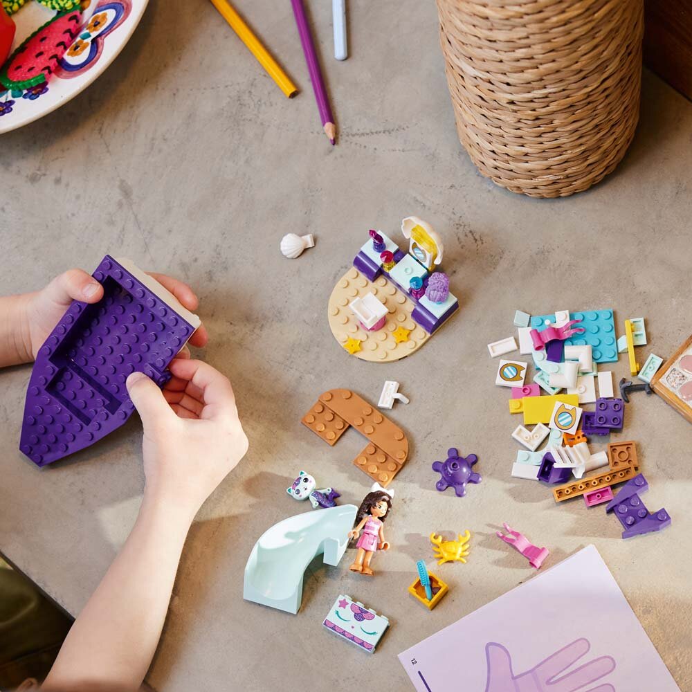 LEGO Gabby's Dollhouse - Gabby og Havkats skib og spa 4+