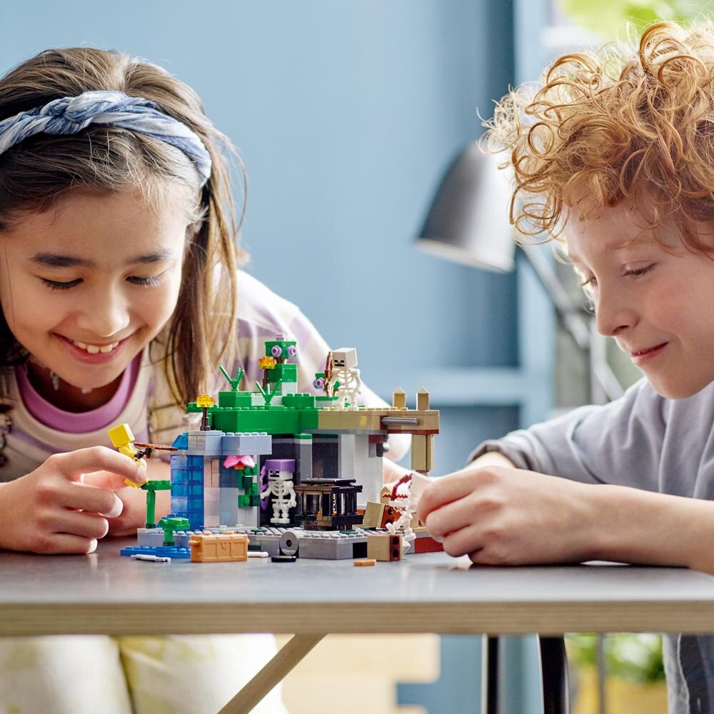 LEGO Minecraft - Skeletfængslet 8+