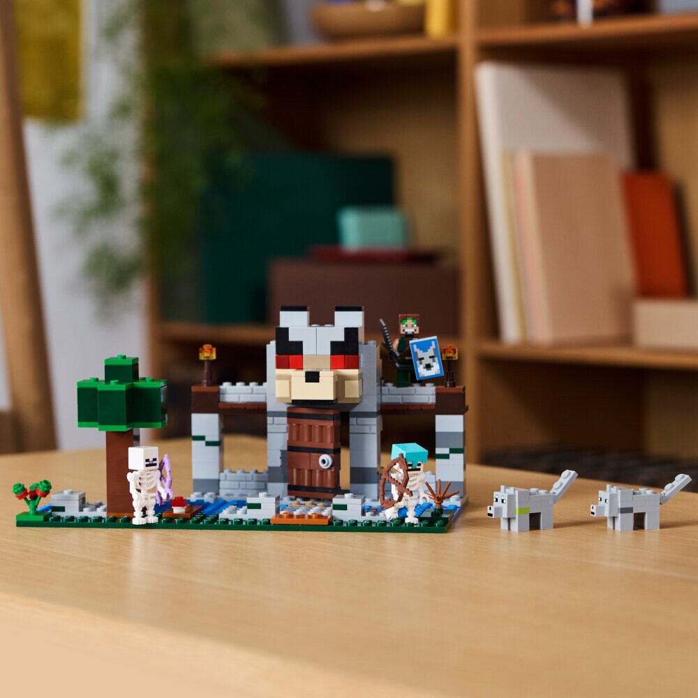 LEGO Minecraft - Ulvehøjborgen 8+