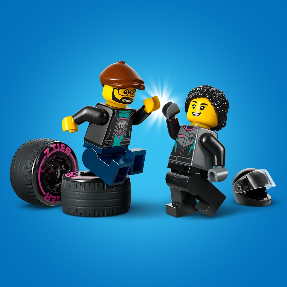 LEGO City - Racerbil og biltransporter 6+