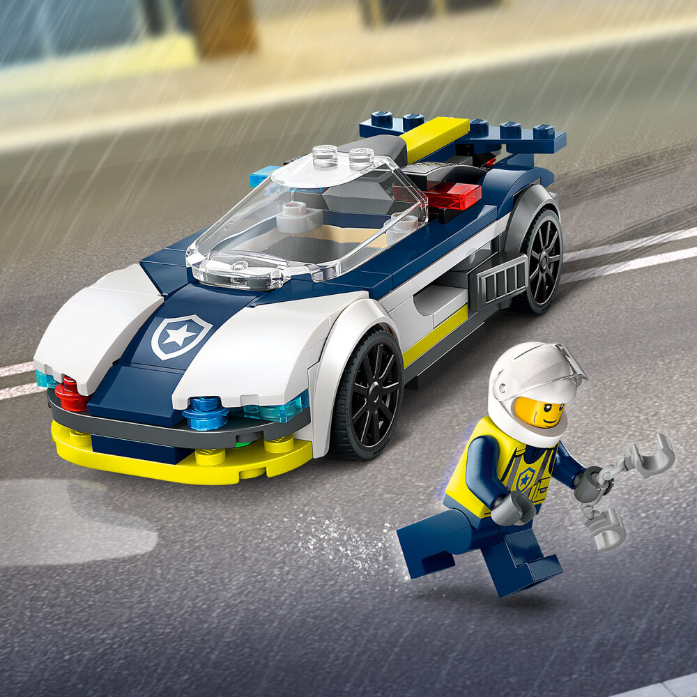 LEGO City - Biljagt med politi og muskelbil 6+