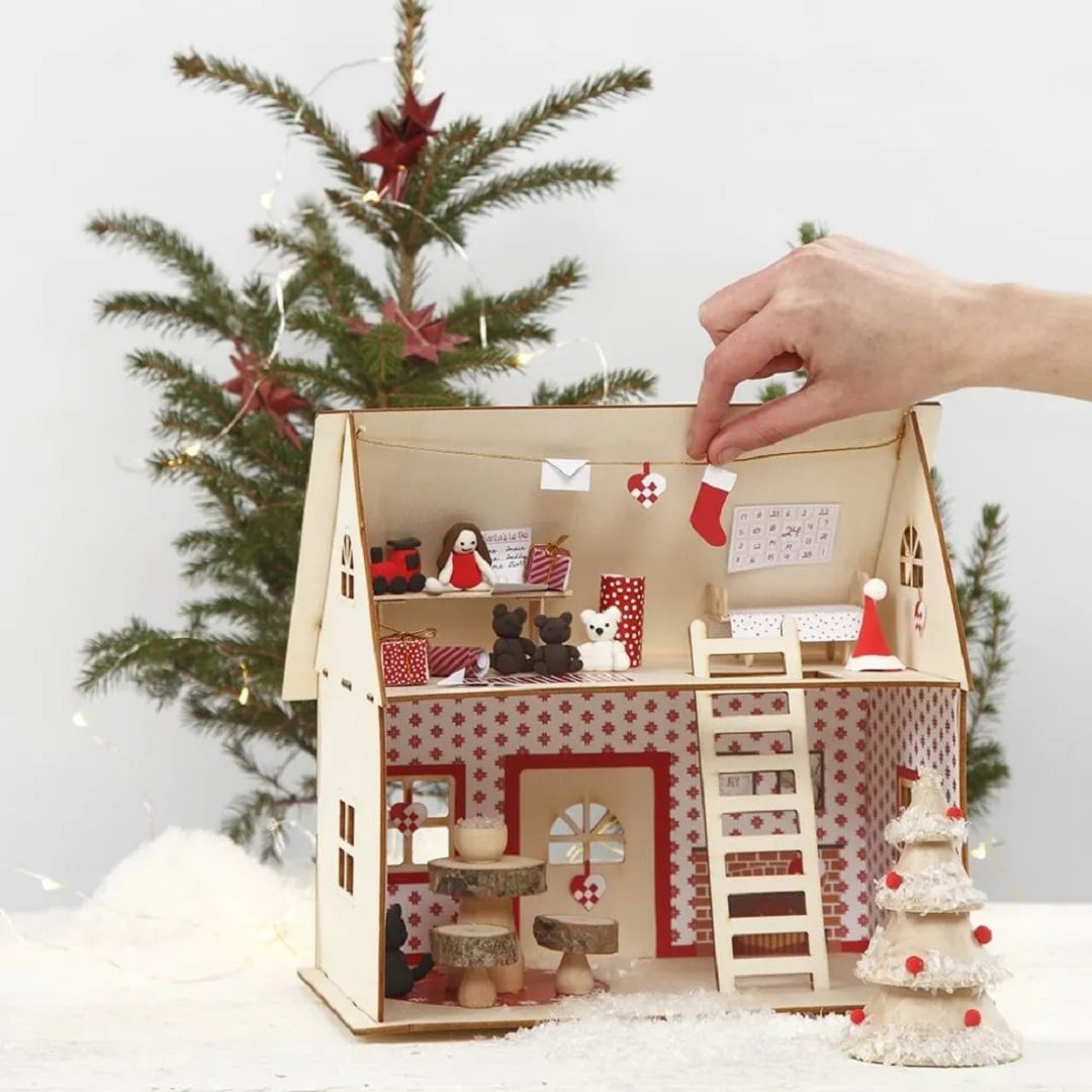DIY Julemandens verden - Hus med tilbehør
