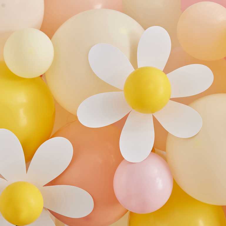 DIY Deluxe Ballonbue Pastel med blomster og streamers