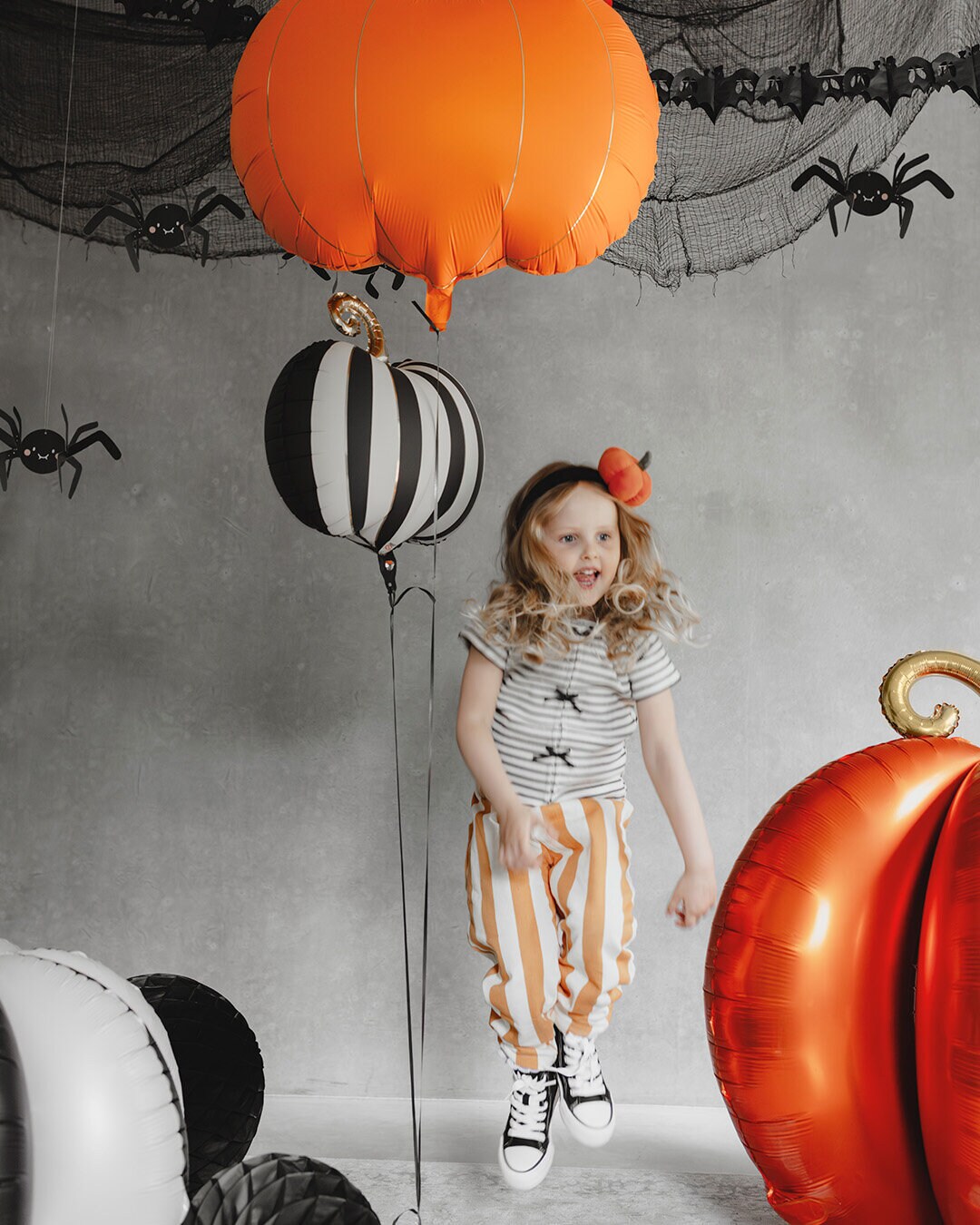 Folieballon - Græskar med gulddetaljer 62 cm