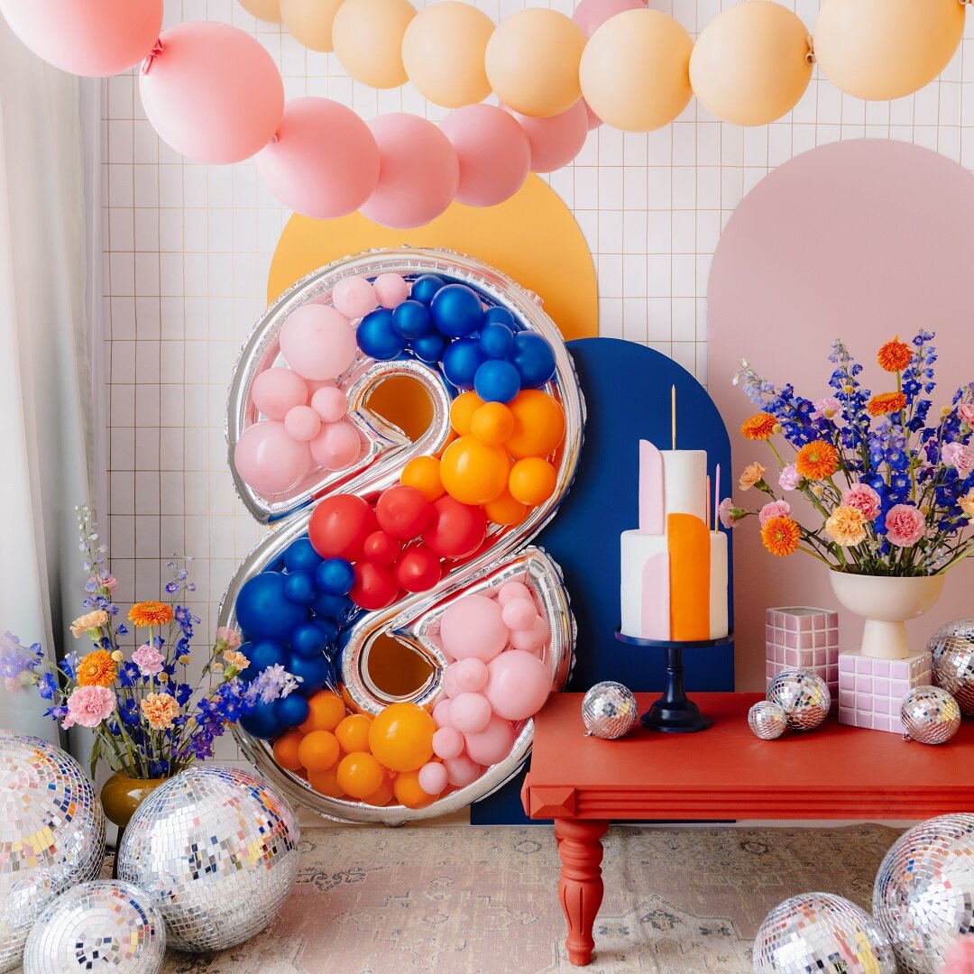 Ballonramme til dekoration, 126 cm høj, tal 8