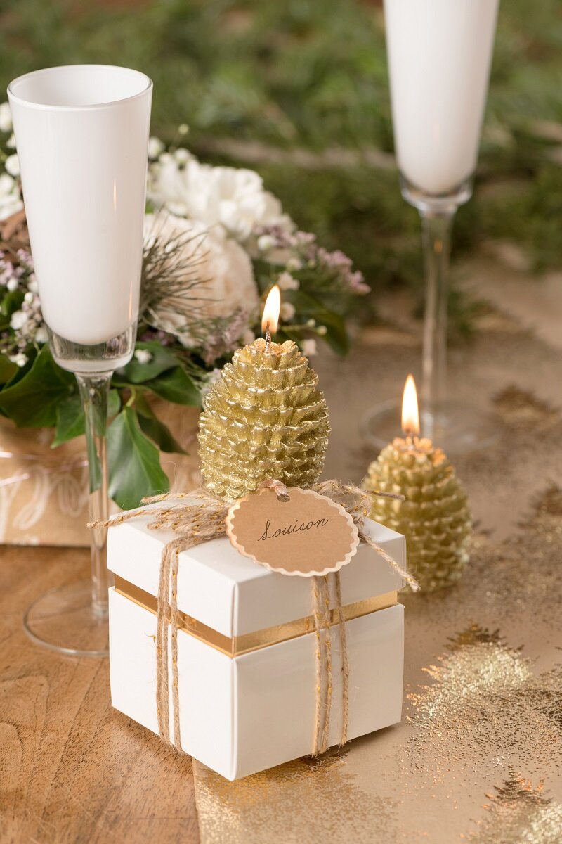 Stearinlys - Kogle i guldfarve 7 cm