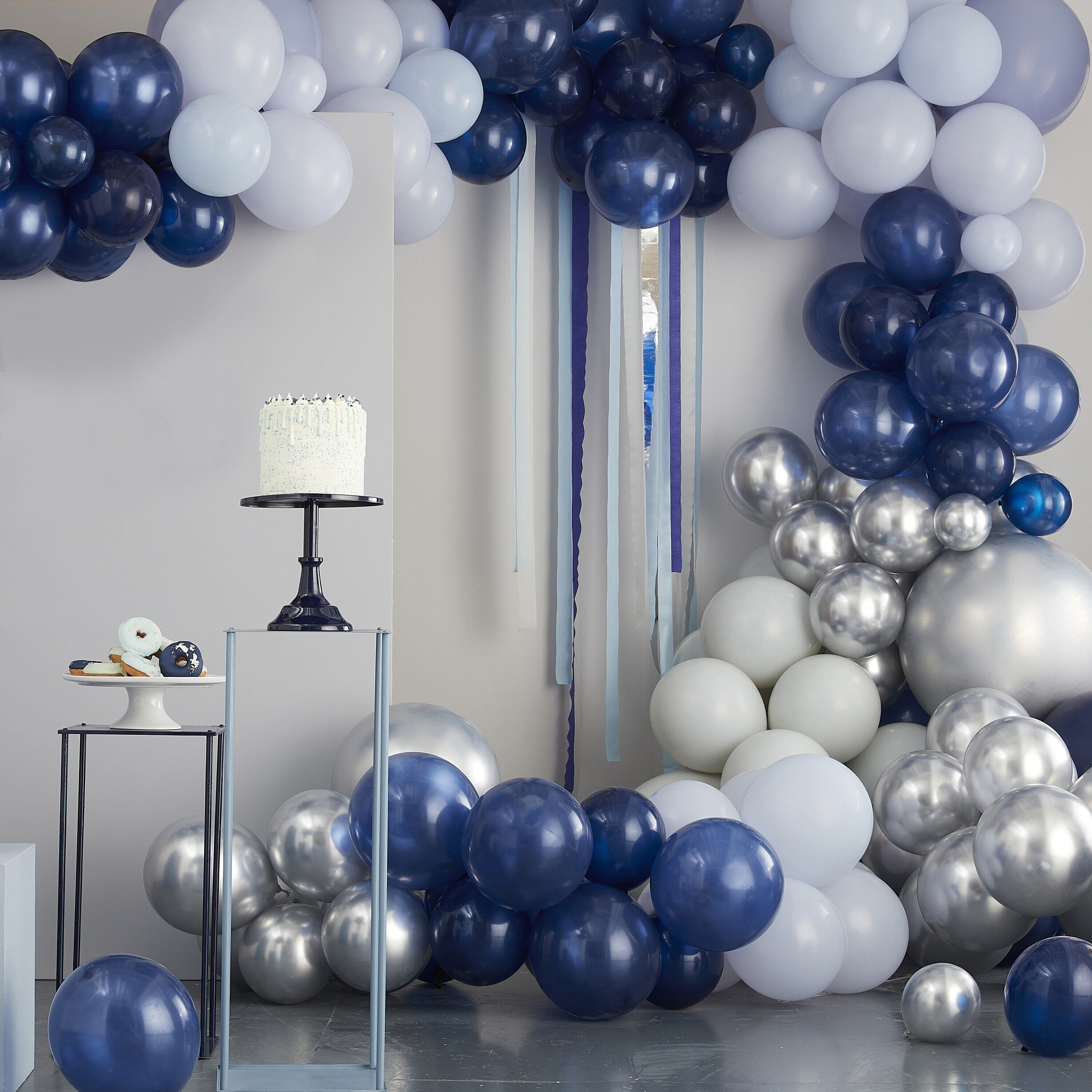 DIY Deluxe Ballonbue - Sølv, blå og mørkeblå